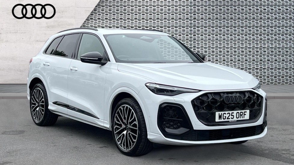 Main listing image - Audi Q5