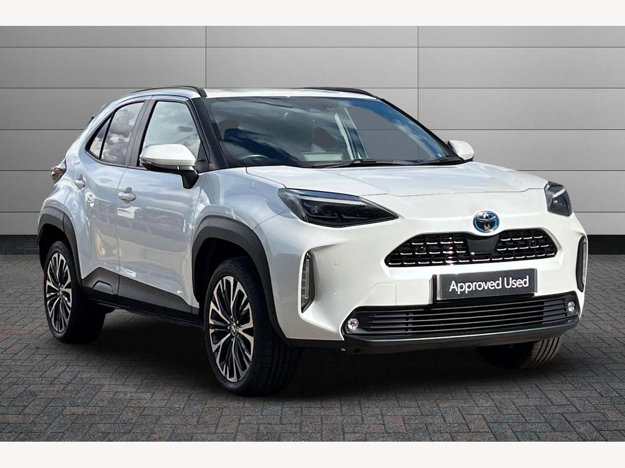 Main listing image - Toyota Yaris Cross