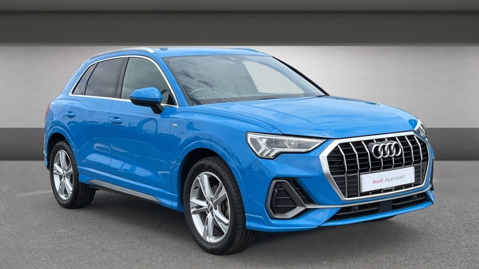 Main listing image - Audi Q3