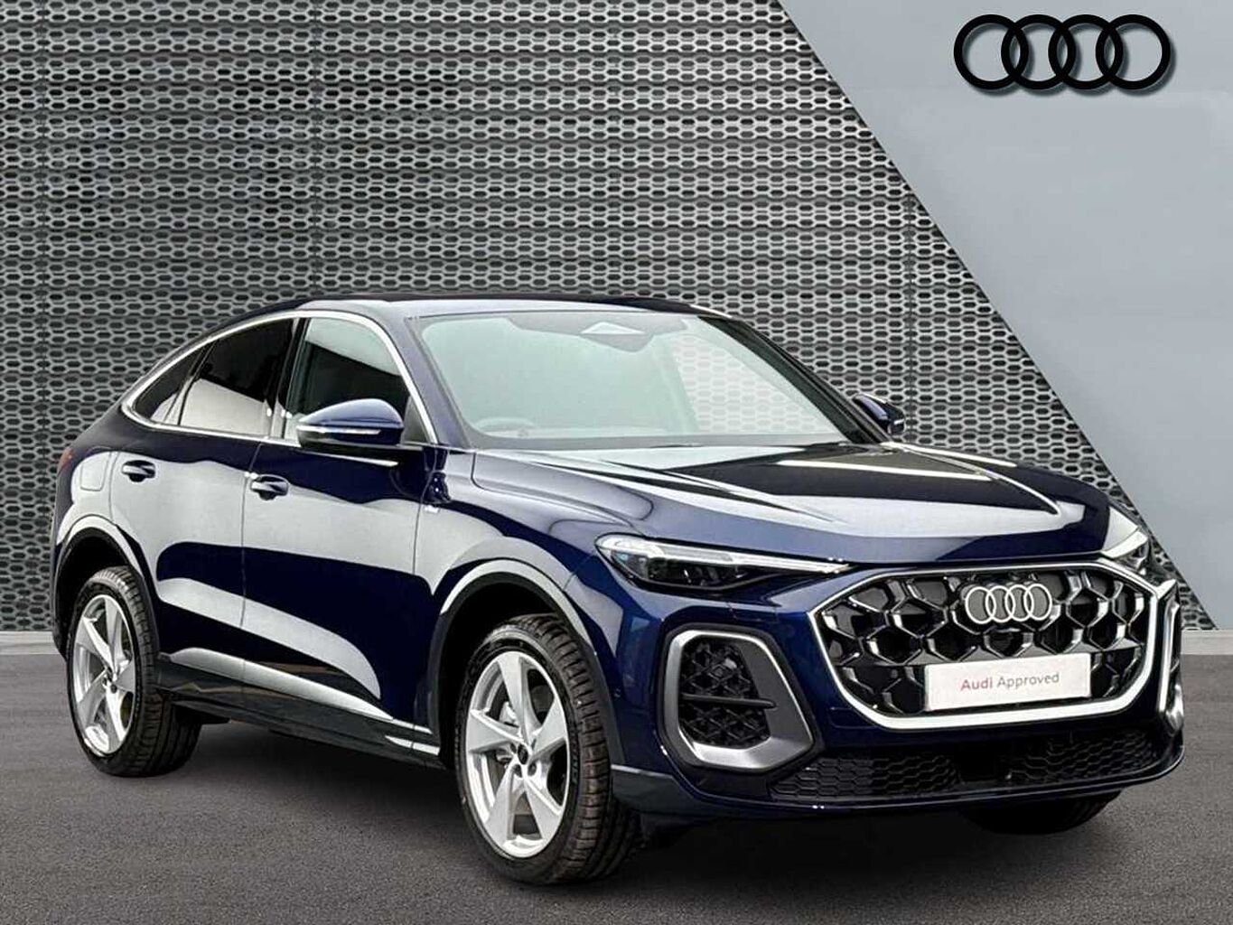Main listing image - Audi Q5