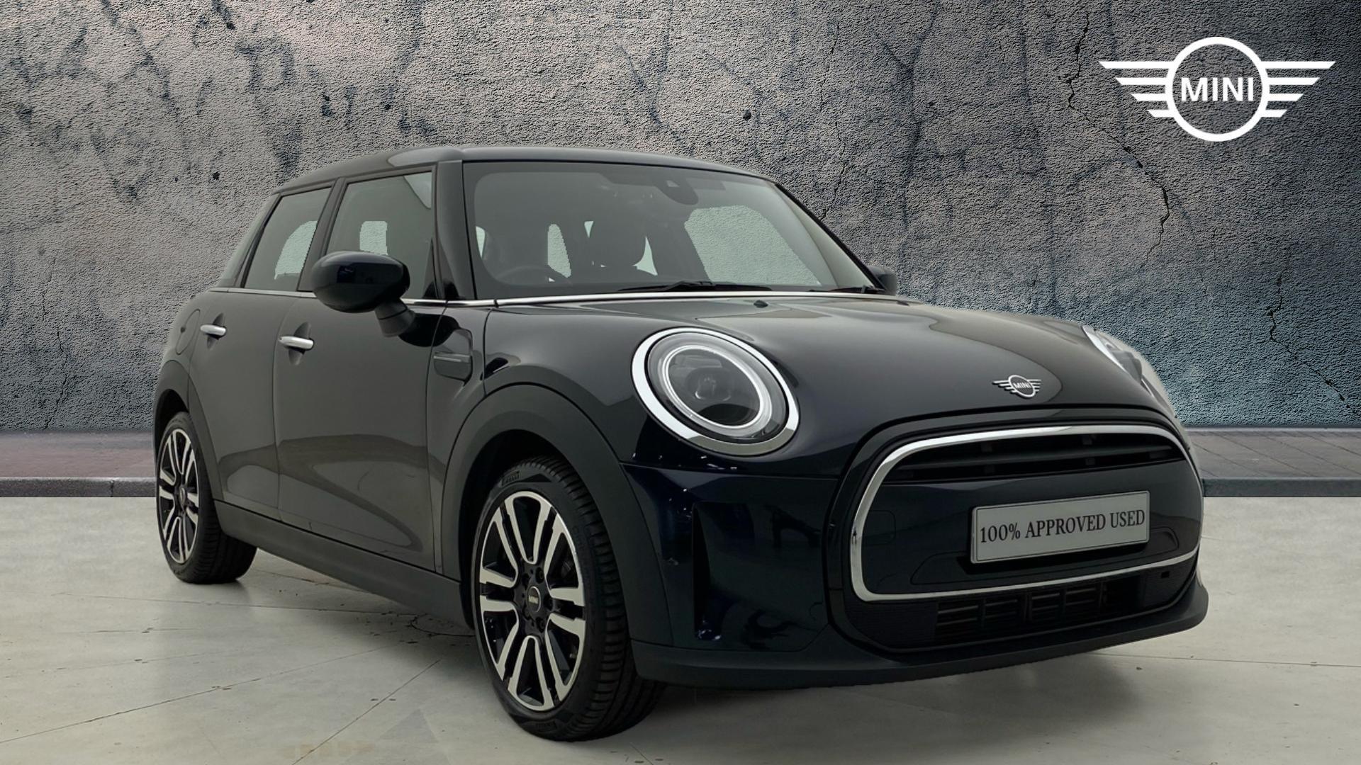 Main listing image - MINI Hatchback 5dr