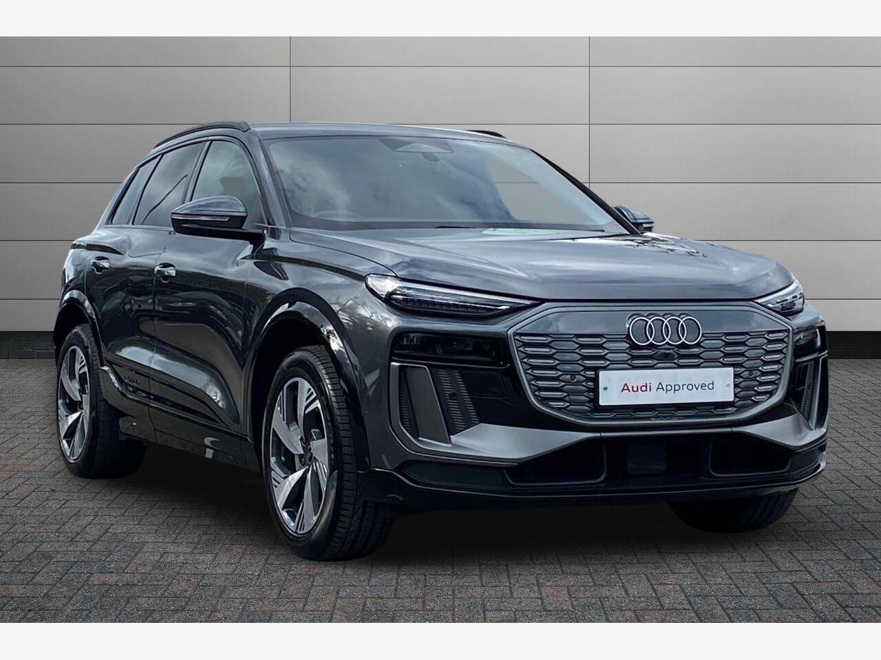 Main listing image - Audi Q6