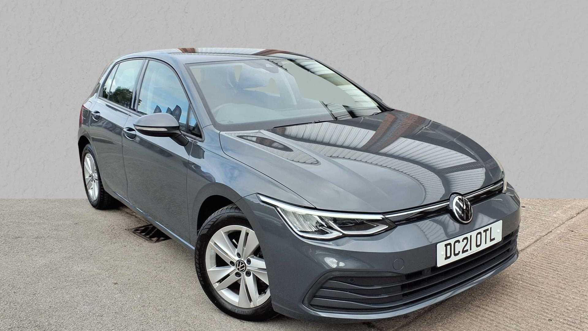 Main listing image - Volkswagen Golf