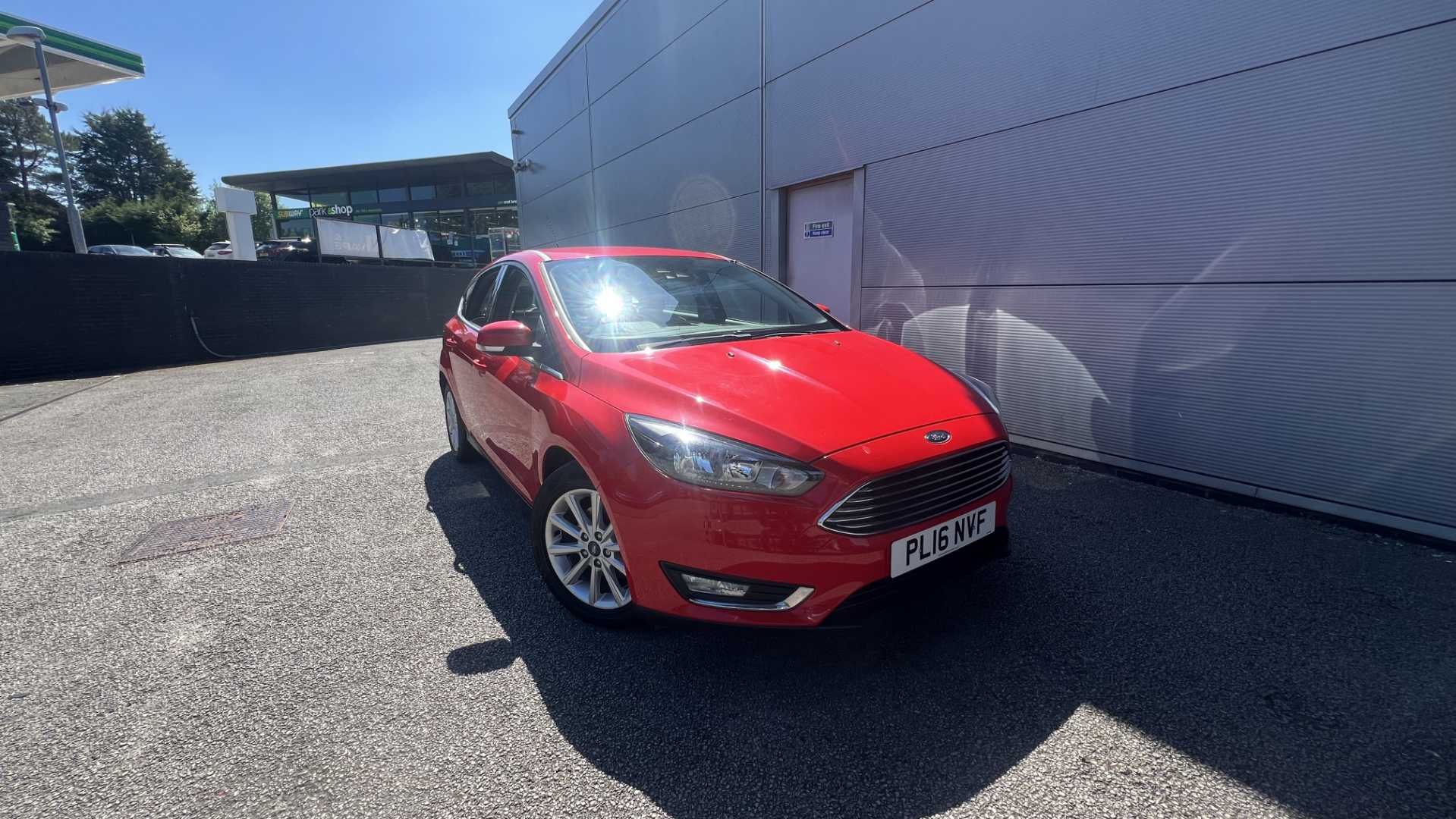 Main listing image - Ford Focus