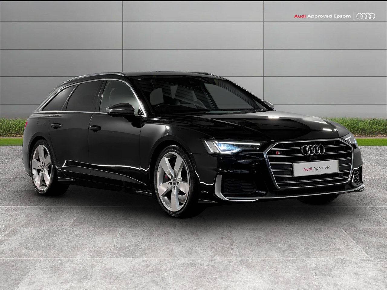 Main listing image - Audi S6