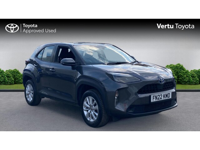 Main listing image - Toyota Yaris Cross