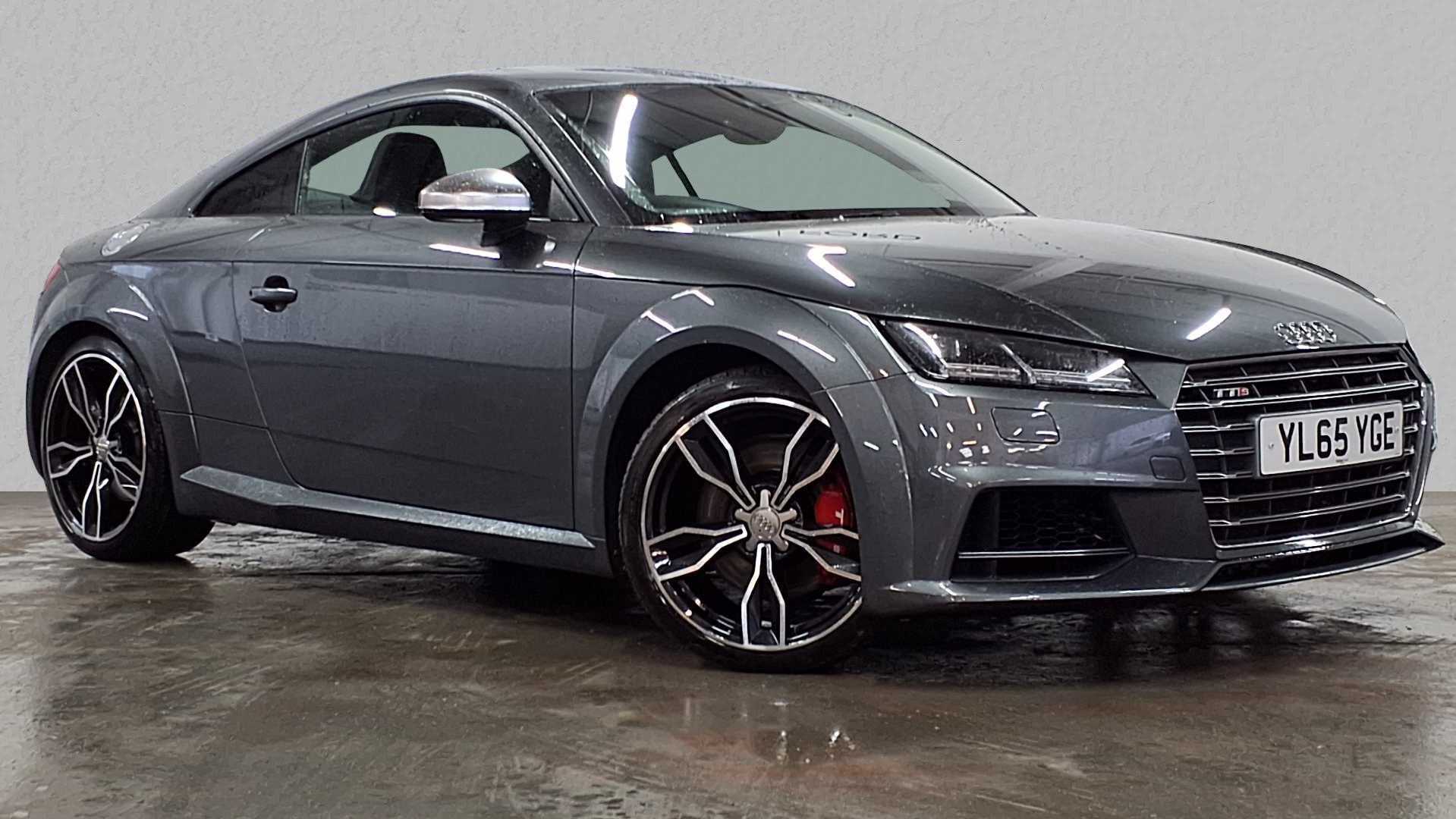 Main listing image - Audi TT S