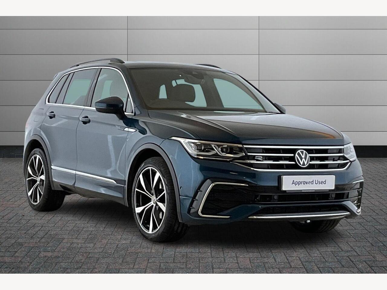 Main listing image - Volkswagen Tiguan