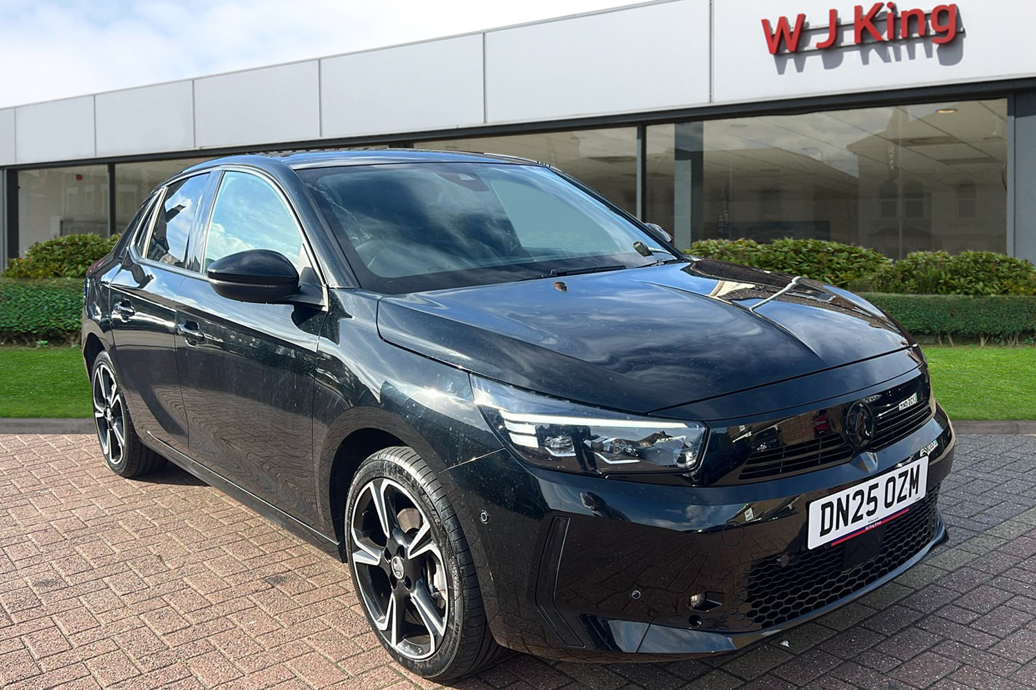 Main listing image - Vauxhall Corsa