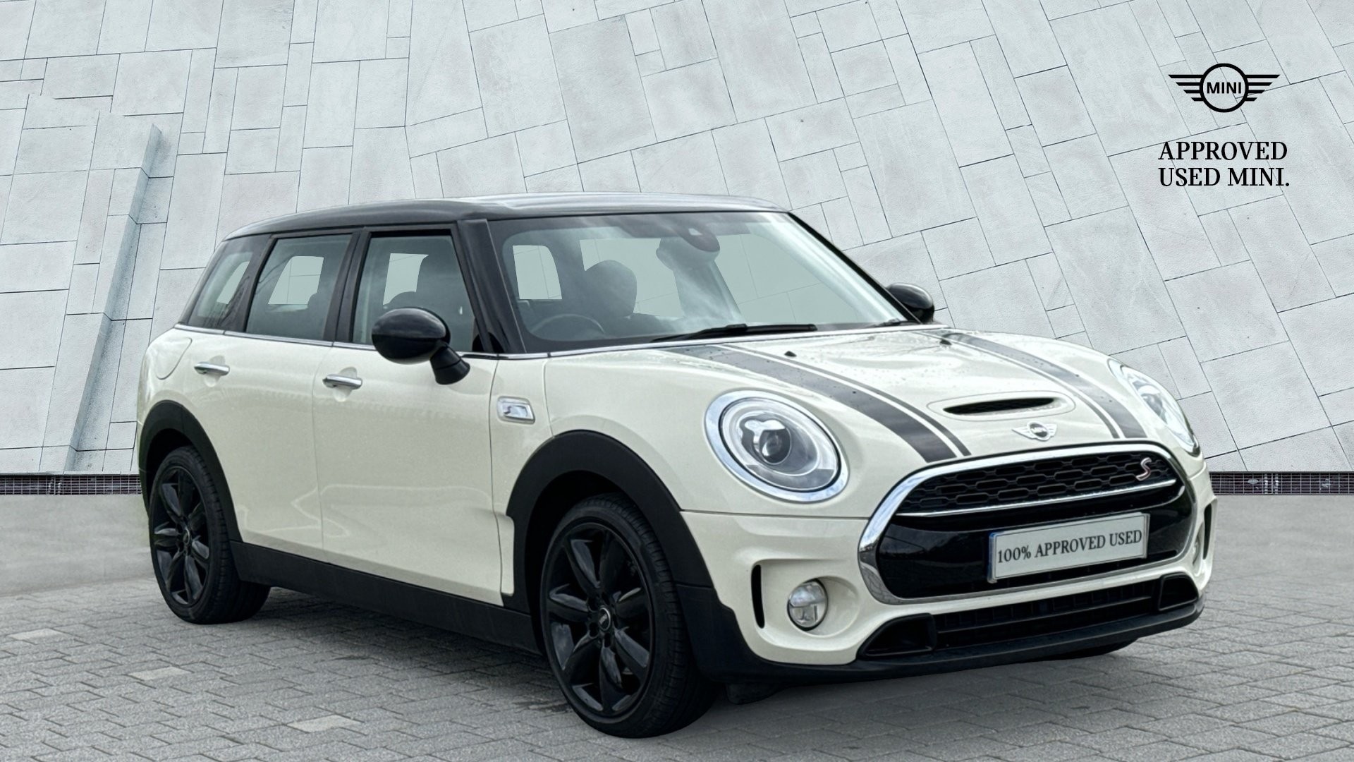 Main listing image - MINI Clubman