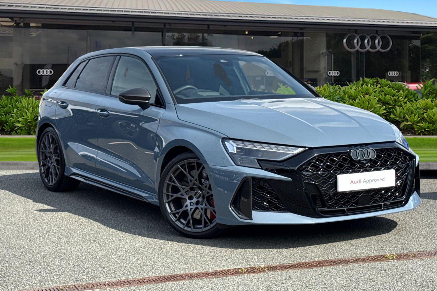 Main listing image - Audi RS3