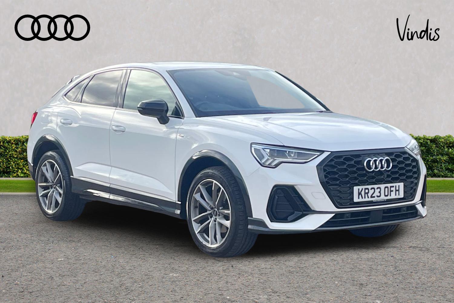 Main listing image - Audi Q3