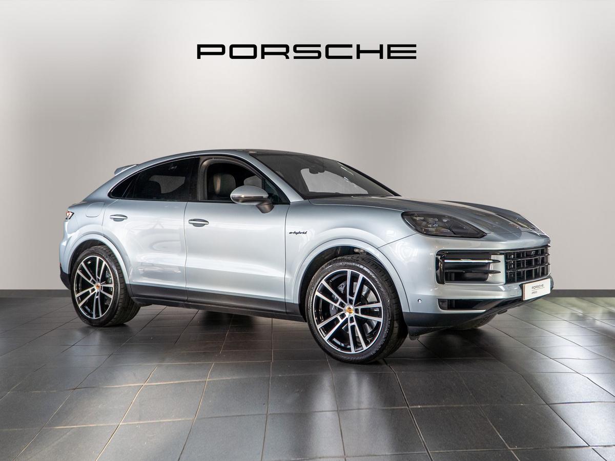 Main listing image - Porsche Cayenne
