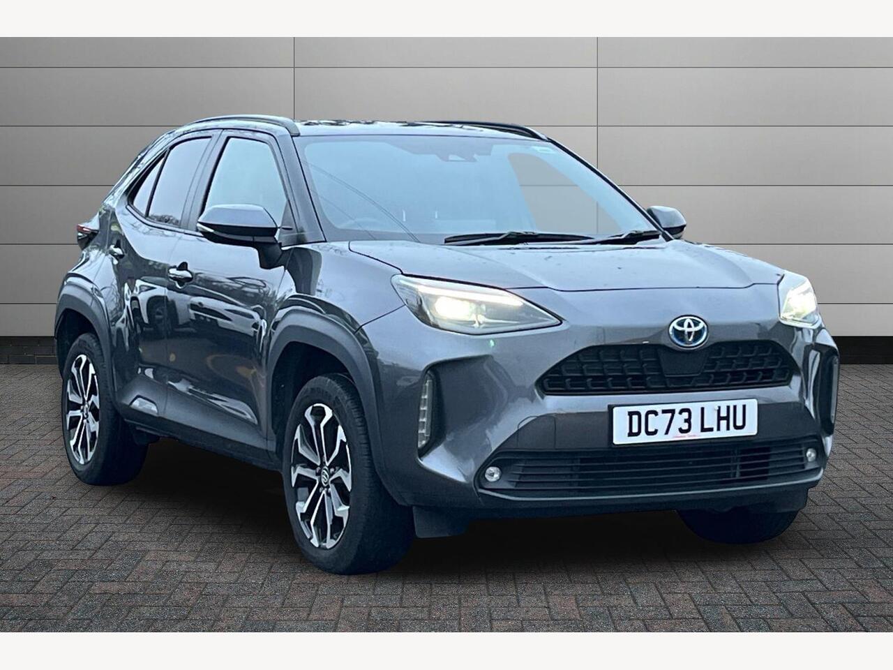 Main listing image - Toyota Yaris Cross