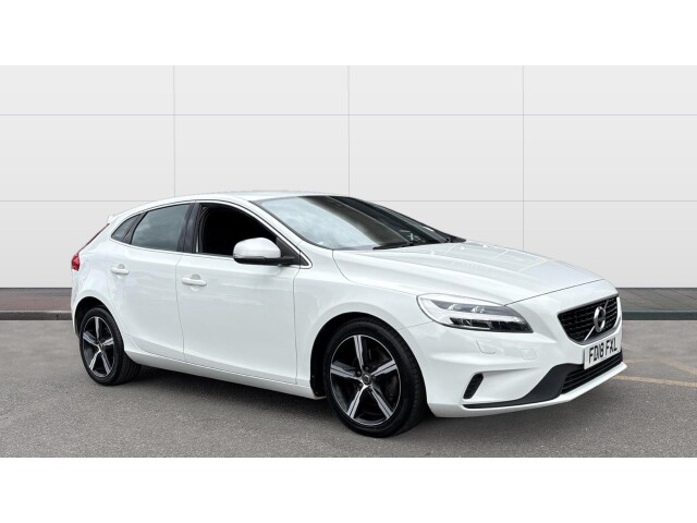 Main listing image - Volvo V40