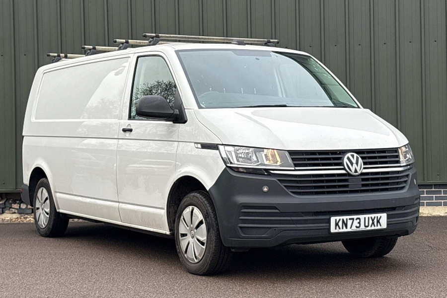 Main listing image - Volkswagen Transporter