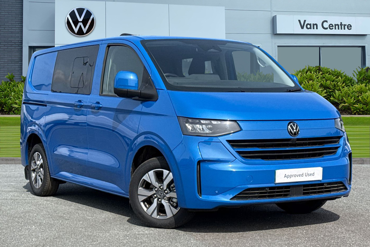 Main listing image - Volkswagen Transporter