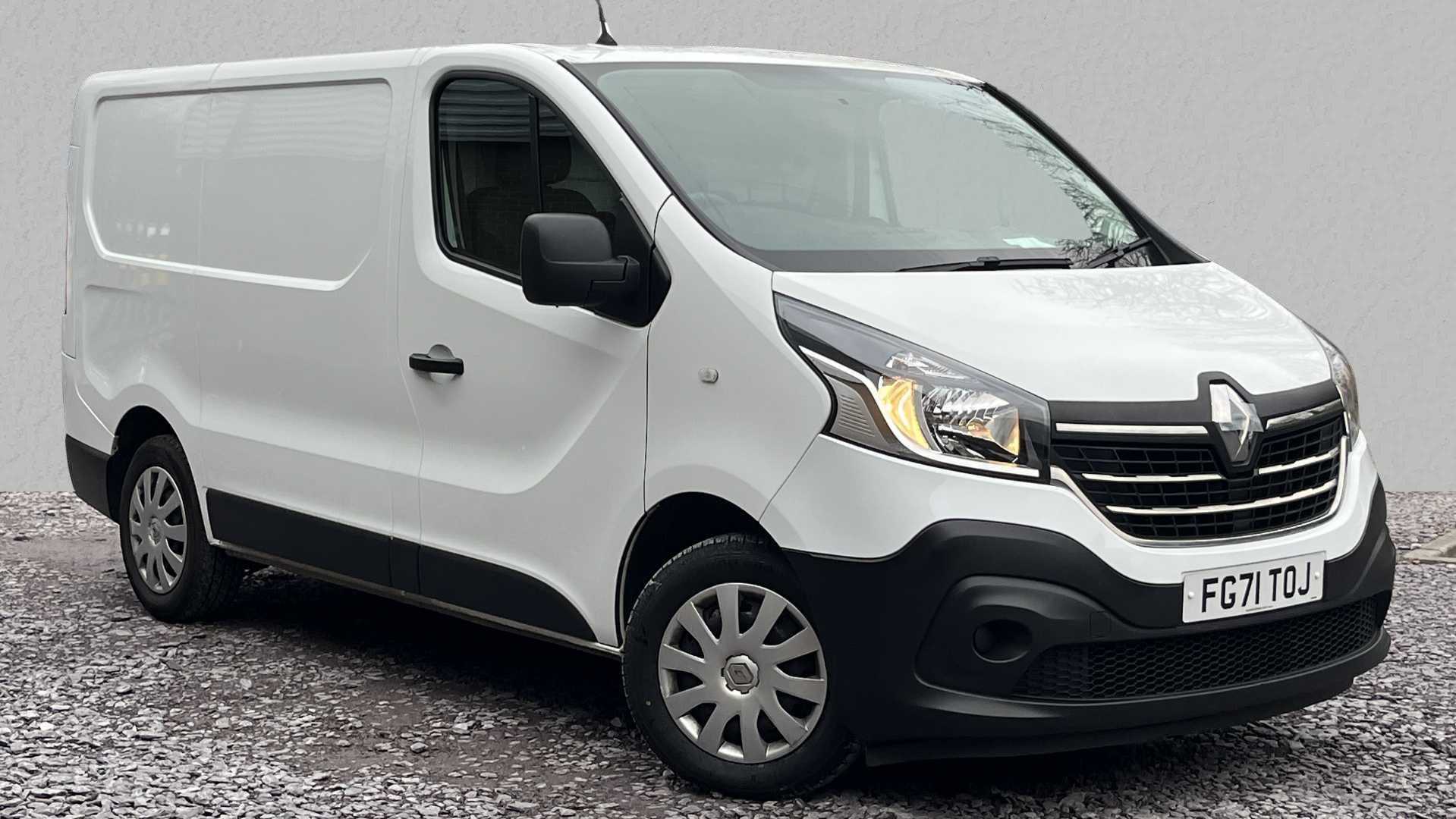 Main listing image - Renault Trafic