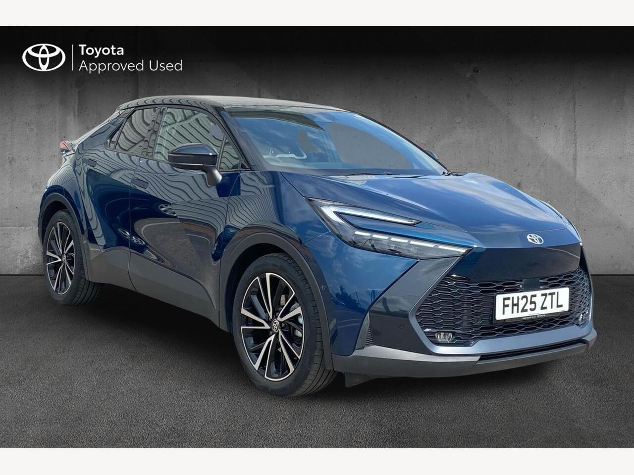 Main listing image - Toyota C-HR