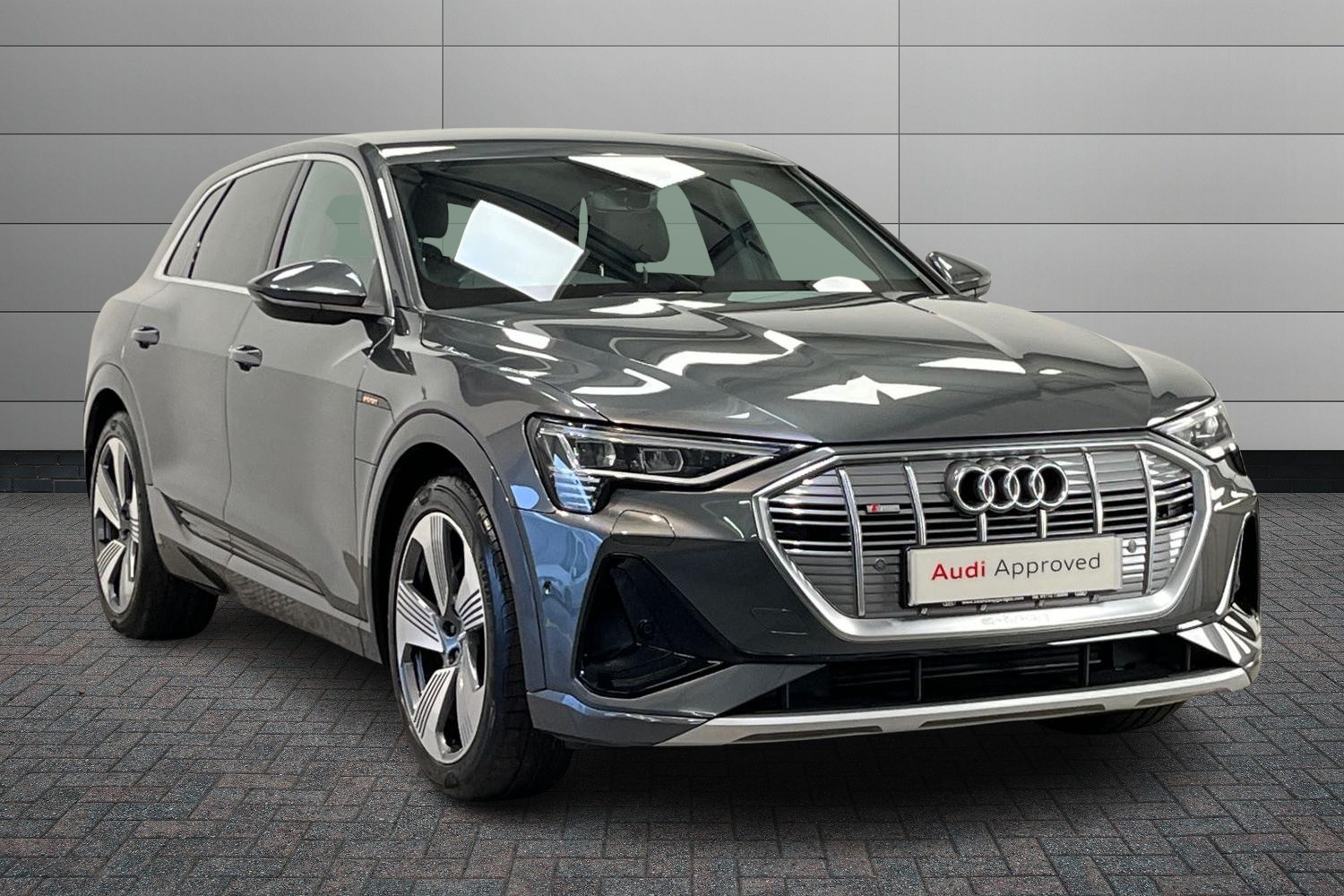 Main listing image - Audi e-tron S