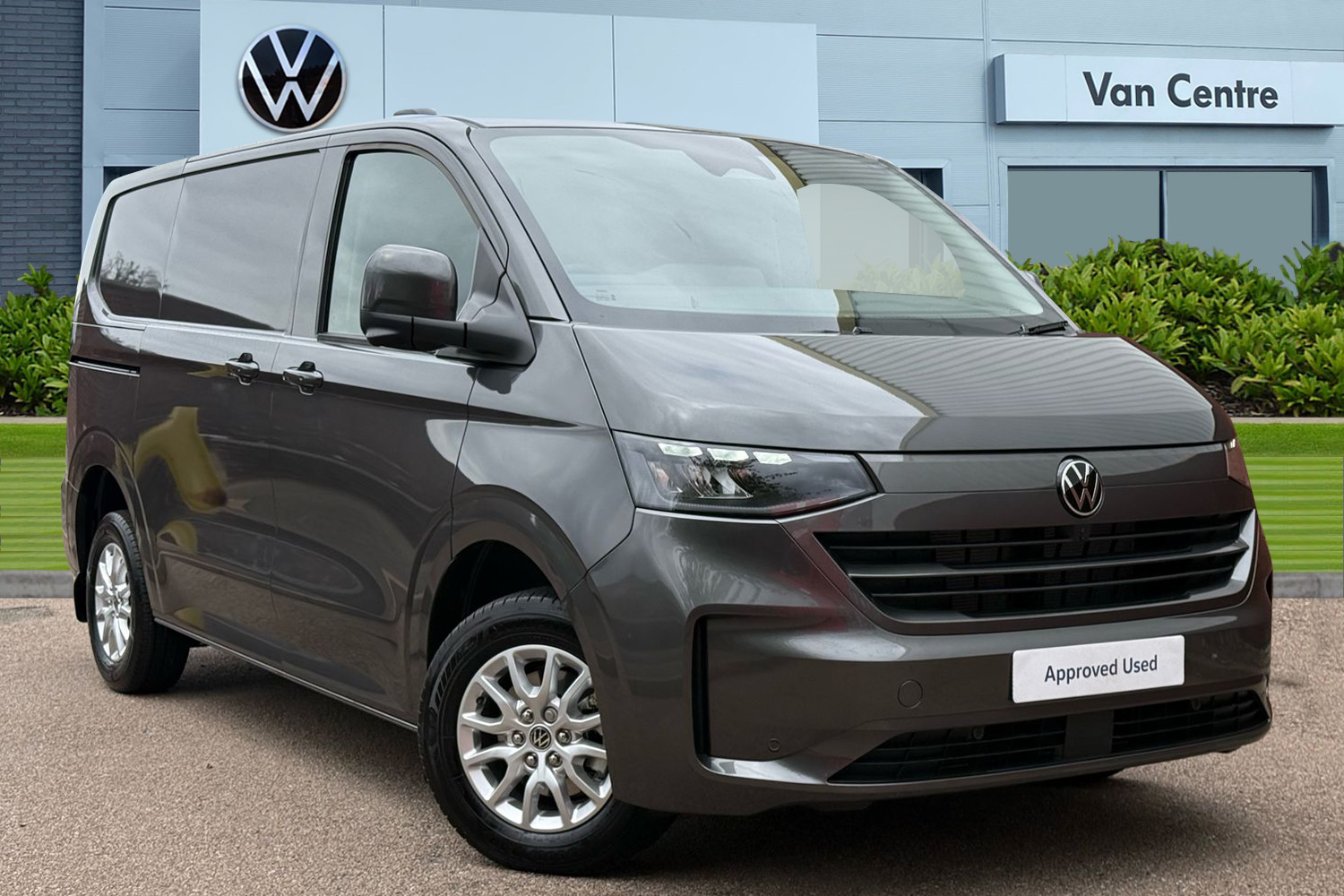 Main listing image - Volkswagen Transporter