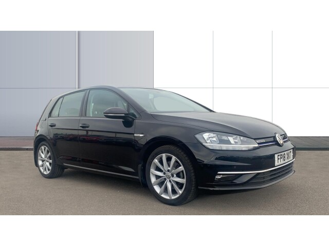 Main listing image - Volkswagen Golf