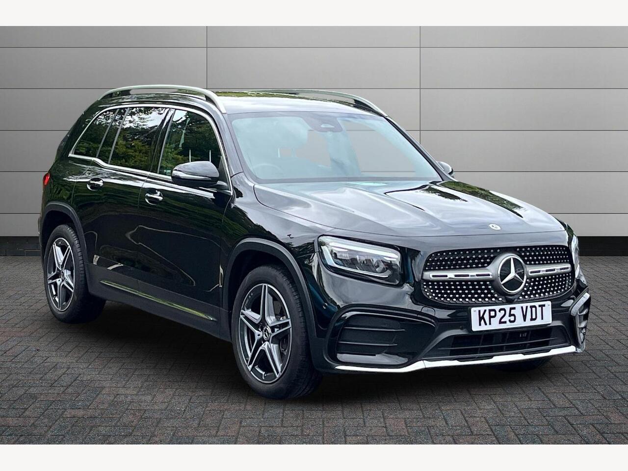 Main listing image - Mercedes-Benz GLB