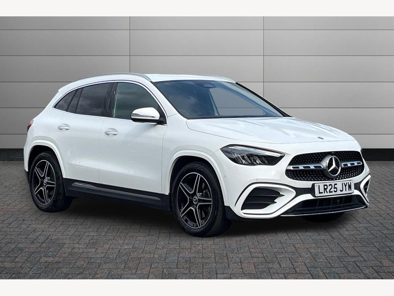Main listing image - Mercedes-Benz GLA