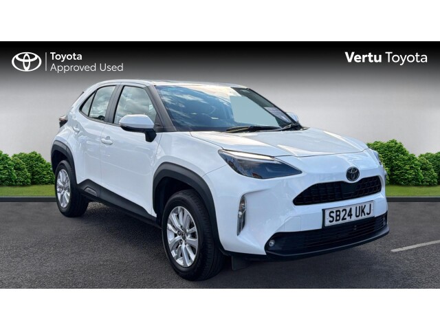 Main listing image - Toyota Yaris Cross