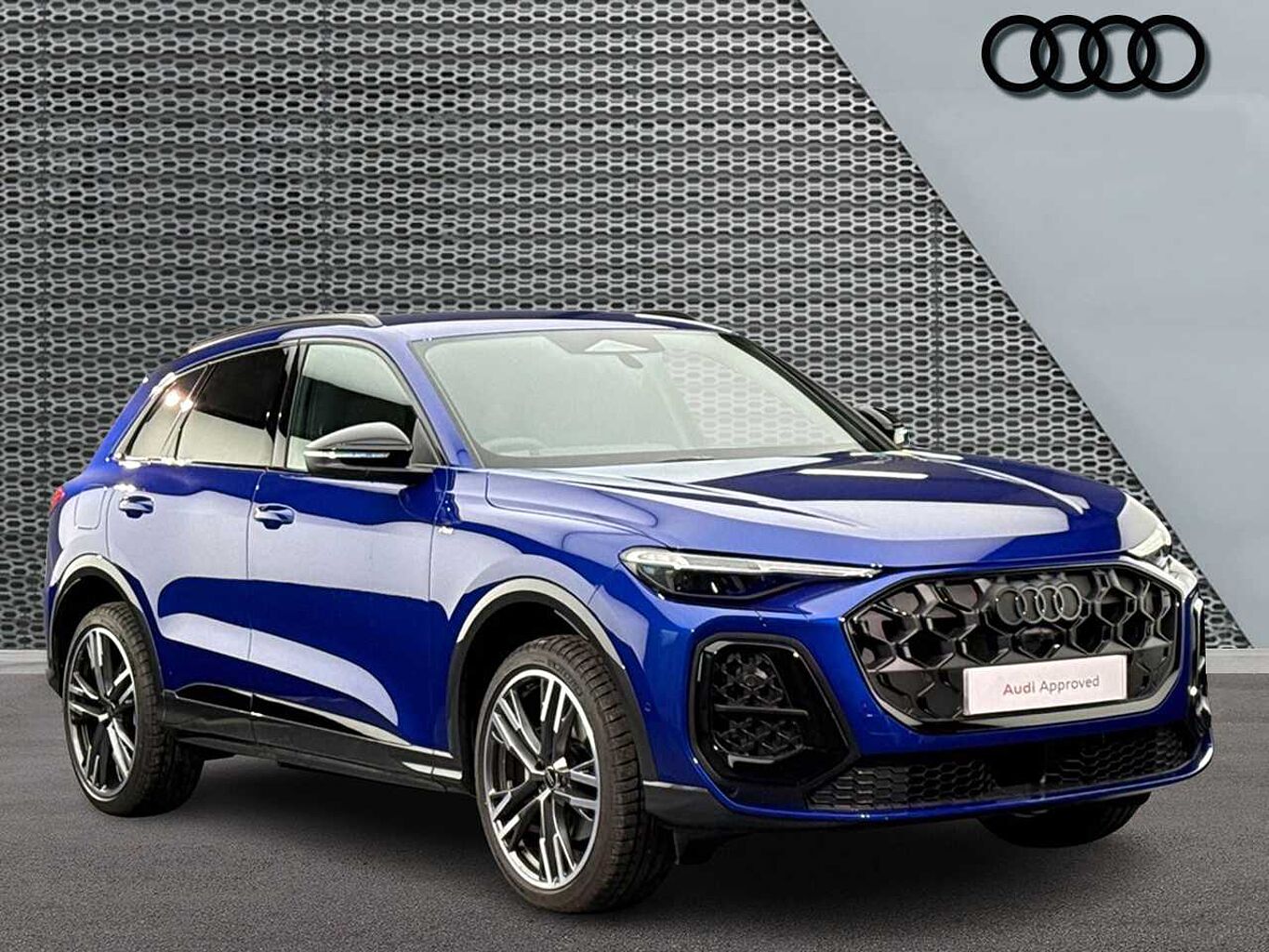 Main listing image - Audi Q5