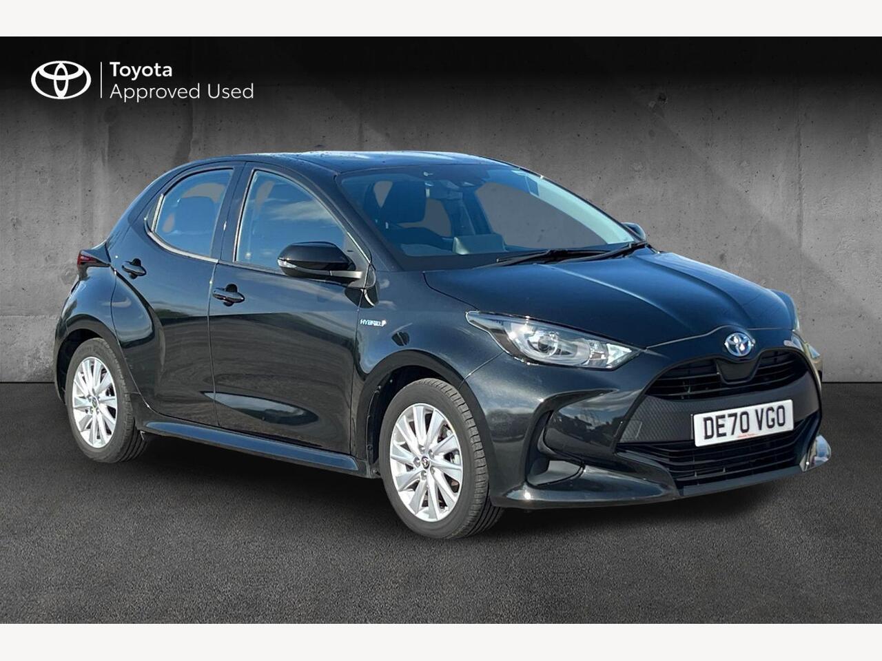 Main listing image - Toyota Yaris