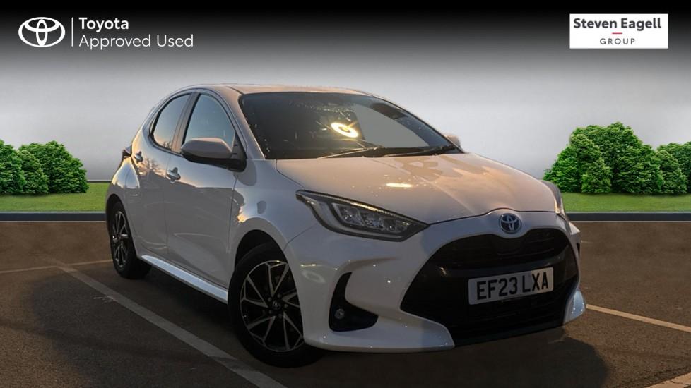 Main listing image - Toyota Yaris