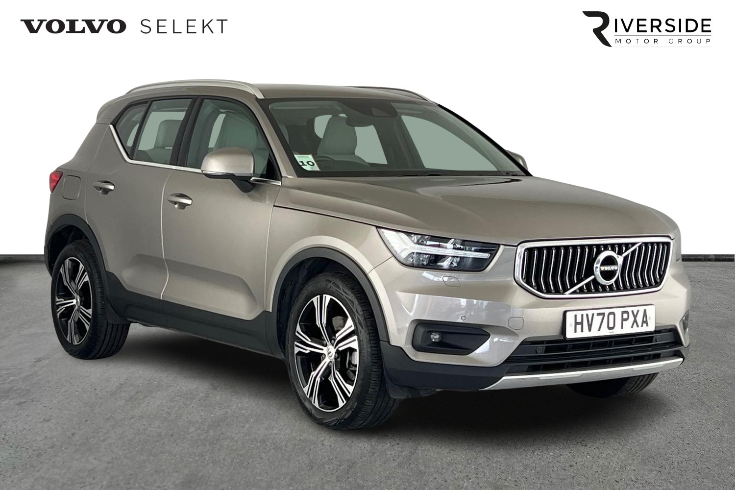 Main listing image - Volvo XC40