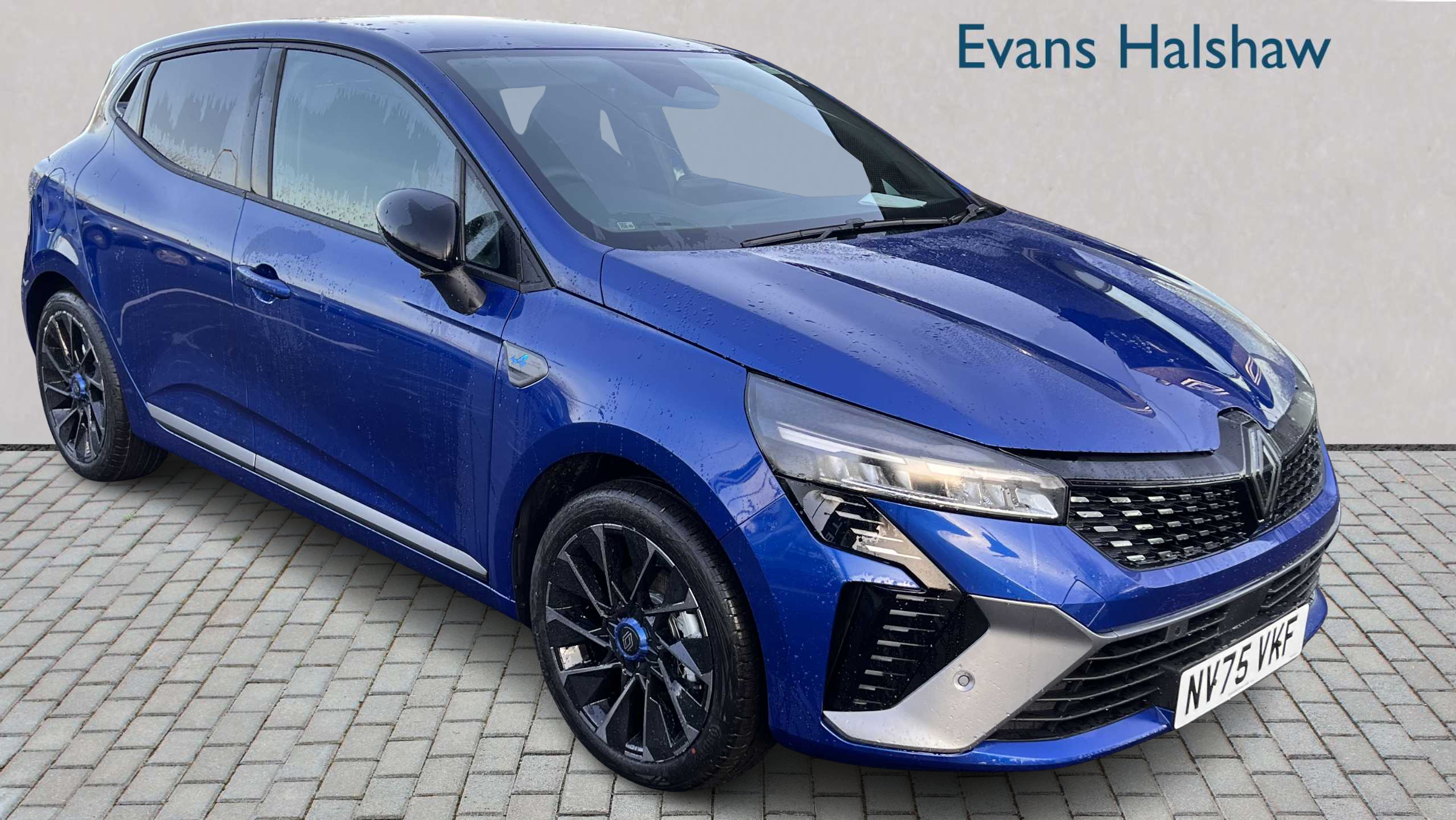 Main listing image - Renault Clio