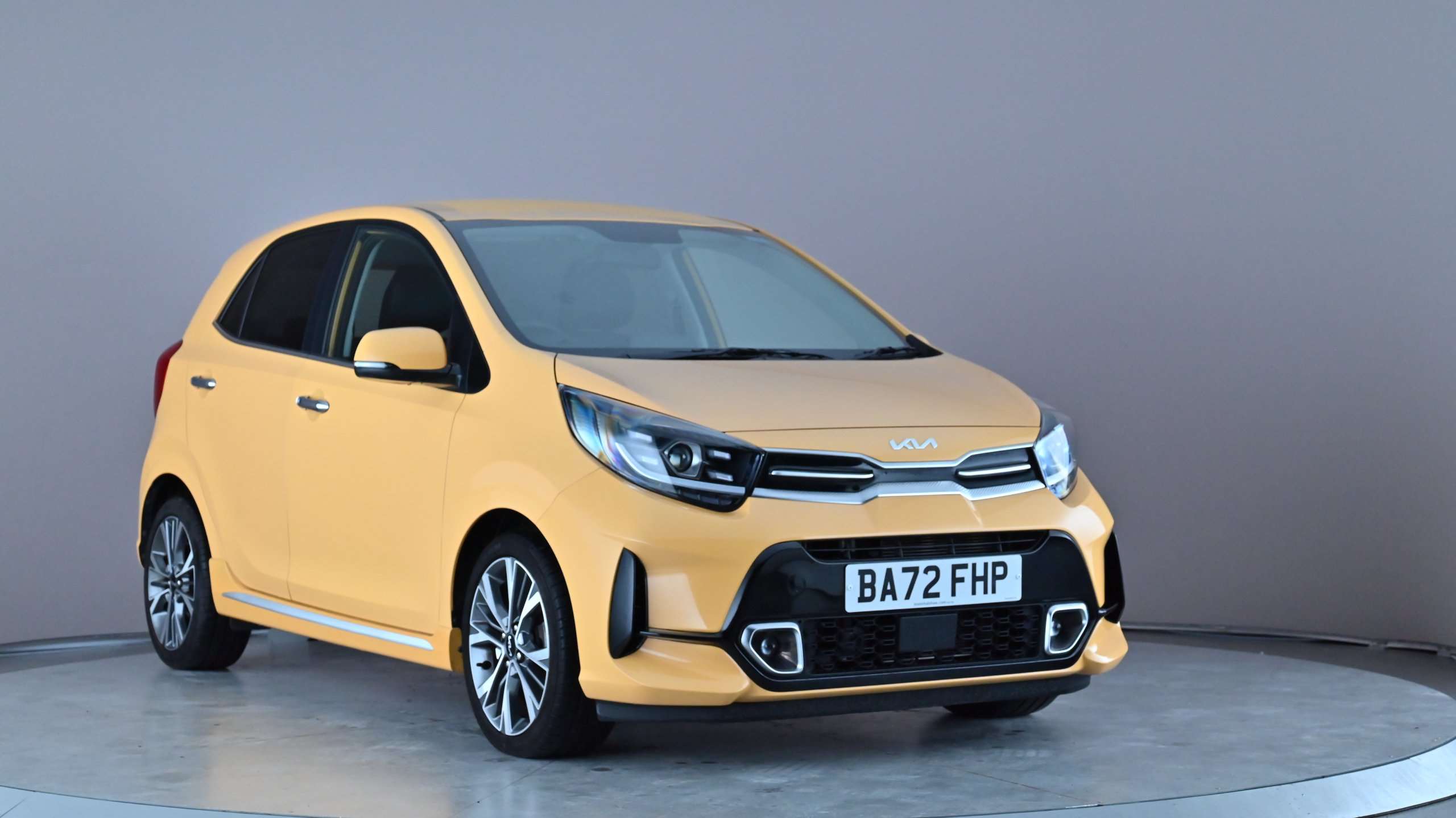 Main listing image - Kia Picanto