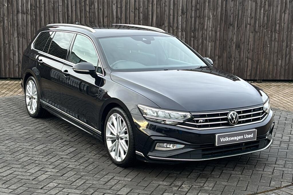 Main listing image - Volkswagen Passat Estate