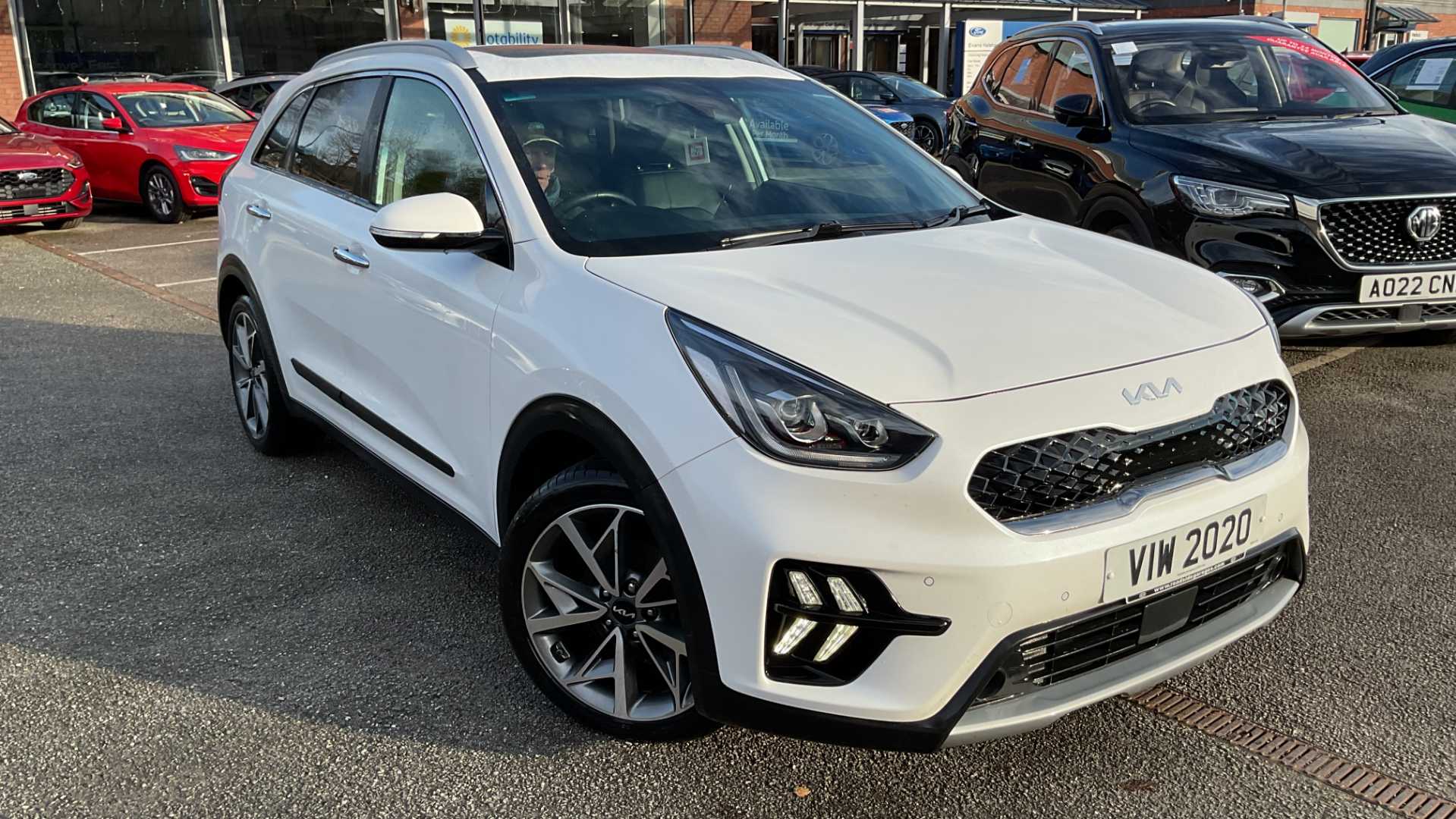 Main listing image - Kia Niro