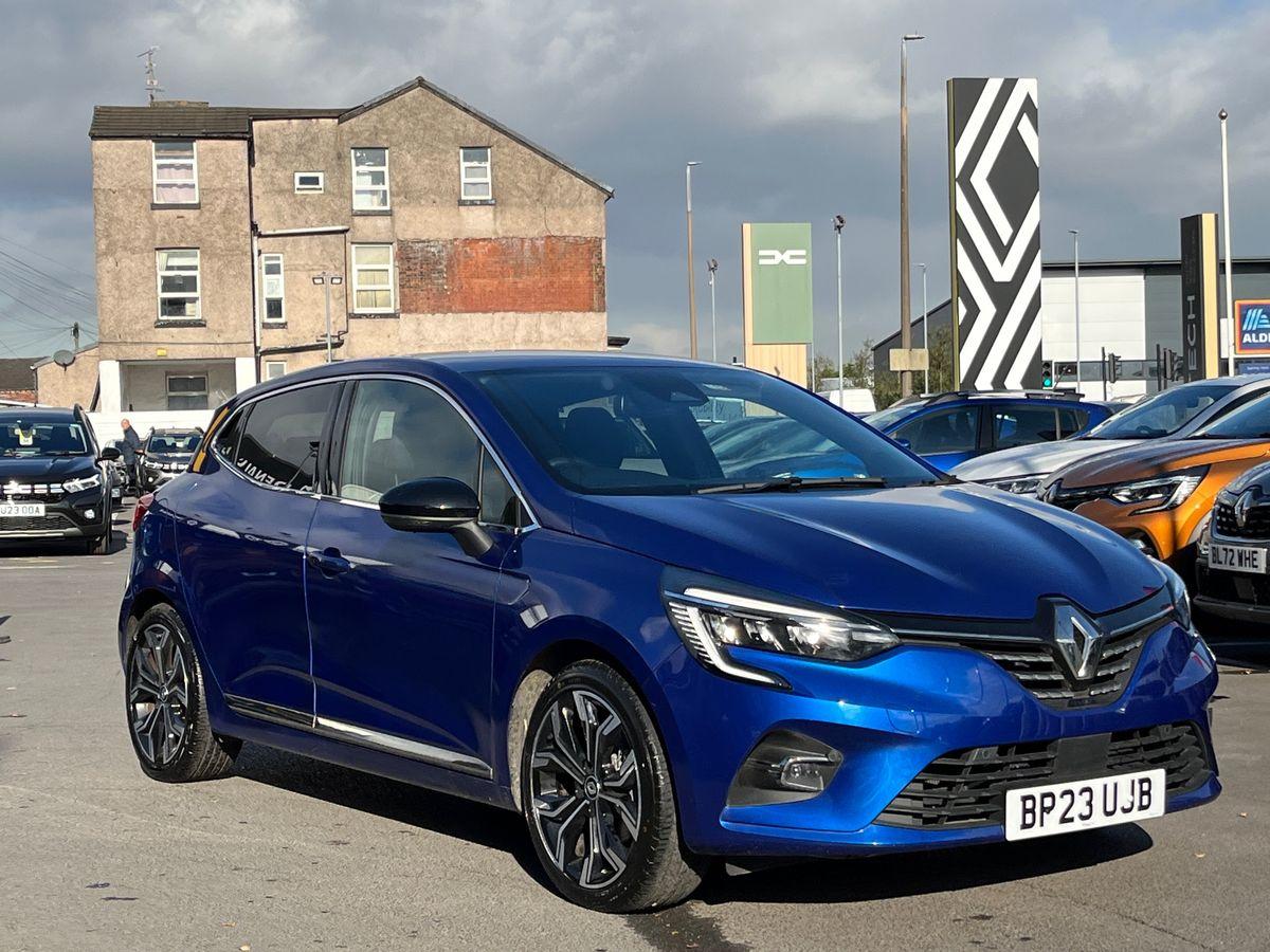 Main listing image - Renault Clio