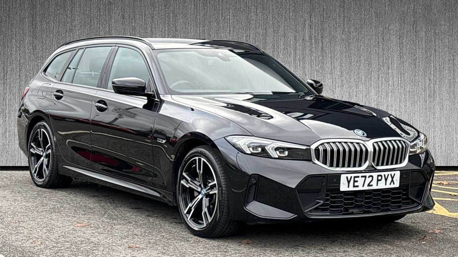 Main listing image - BMW 3 Series Touring