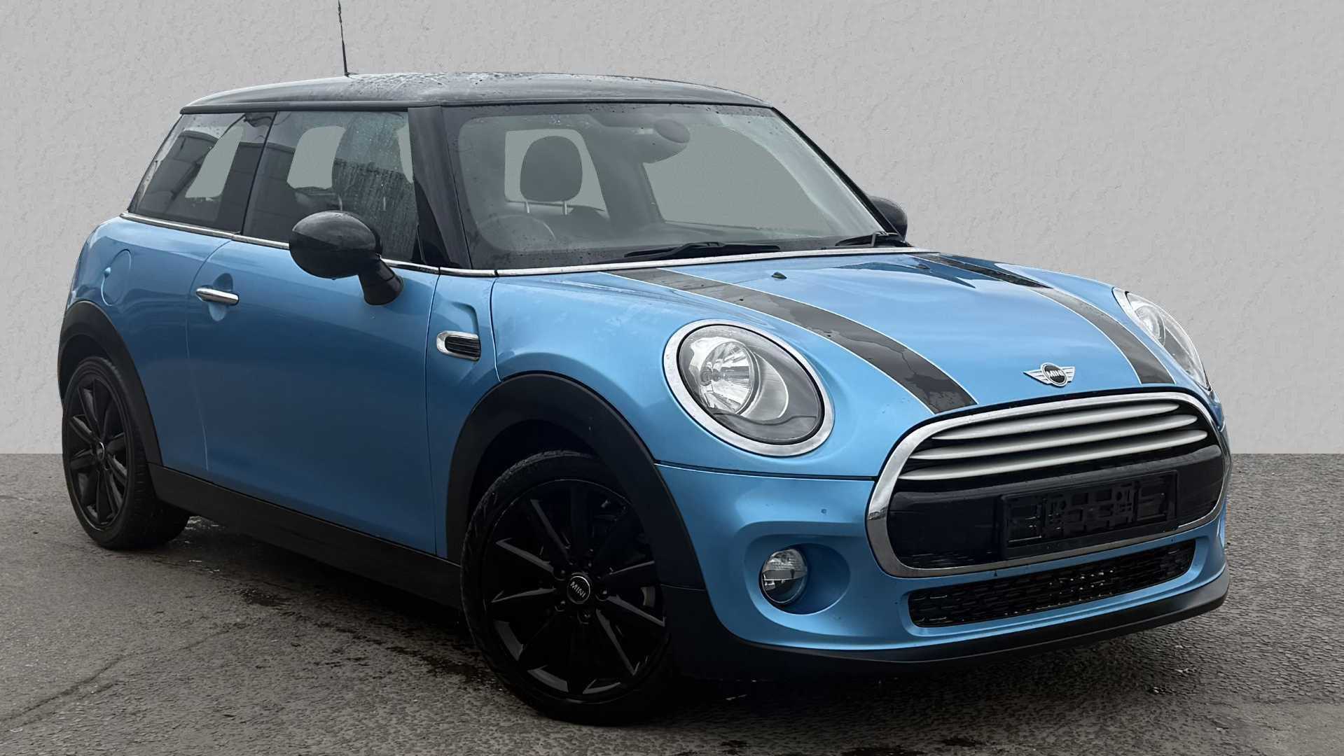 Main listing image - MINI Hatchback