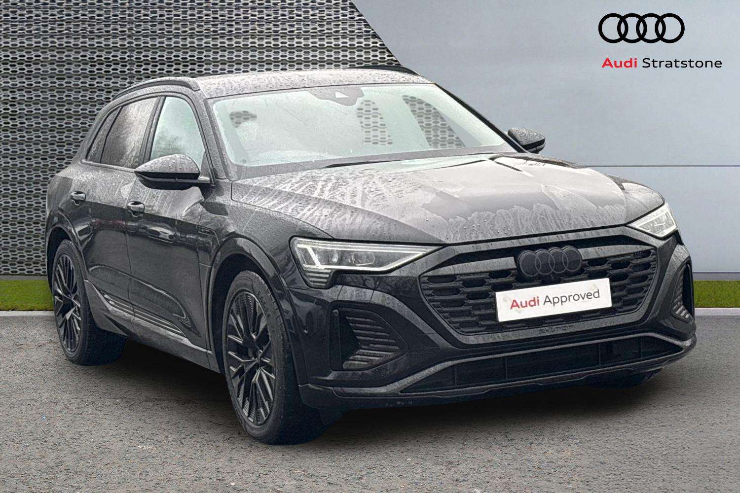Main listing image - Audi Q8 e-tron