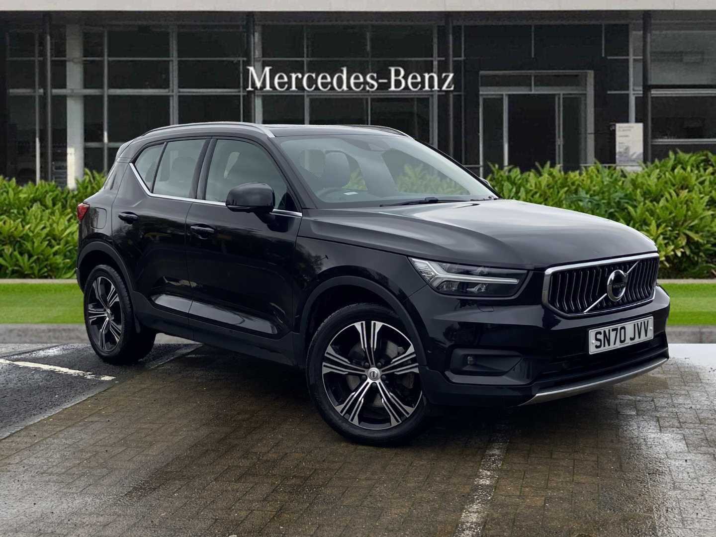 Main listing image - Volvo XC40 Recharge