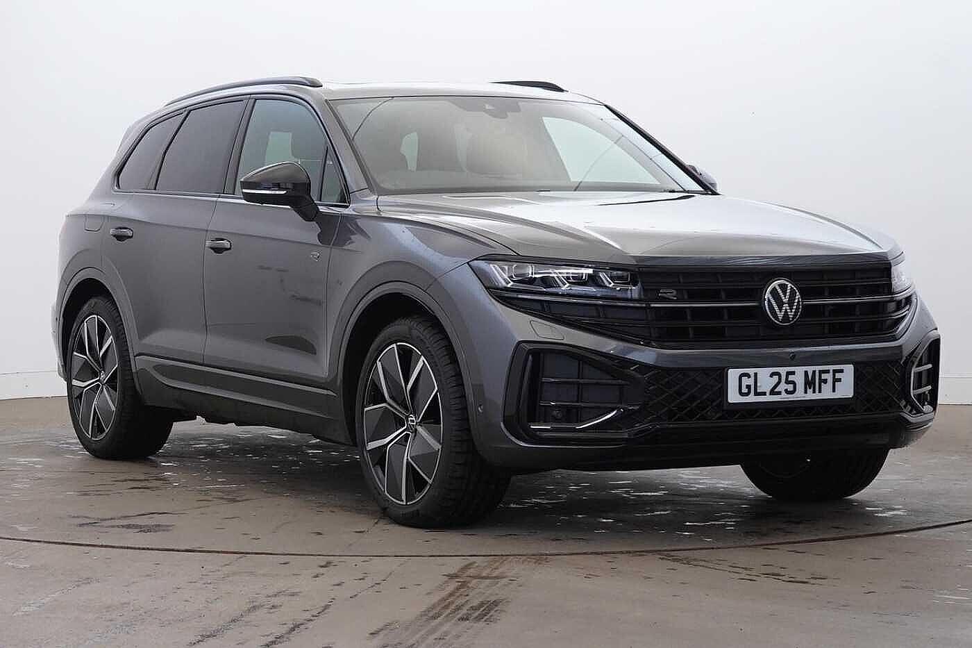 Main listing image - Volkswagen Touareg