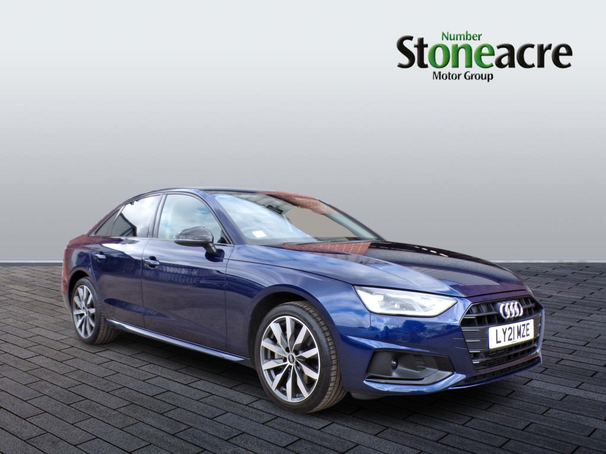 Main listing image - Audi A4