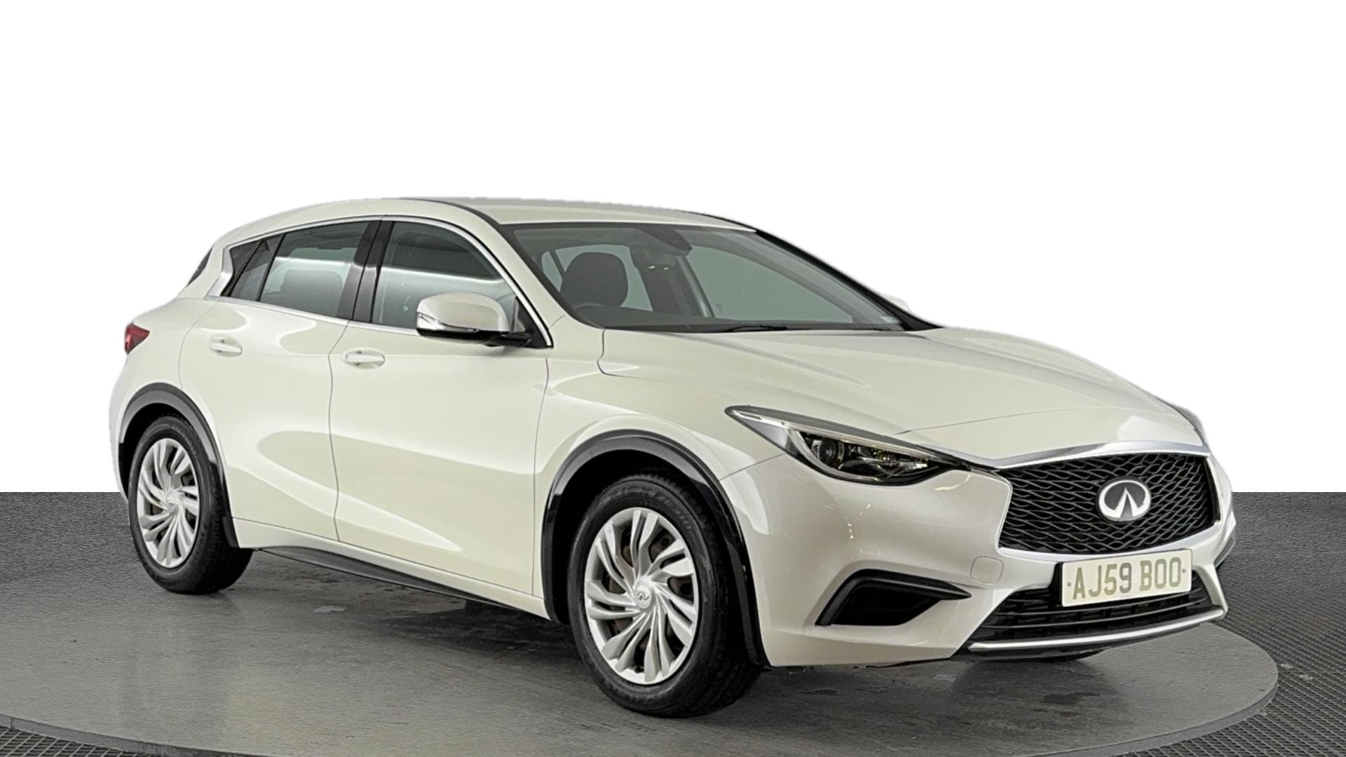 Main listing image - Infiniti Q30