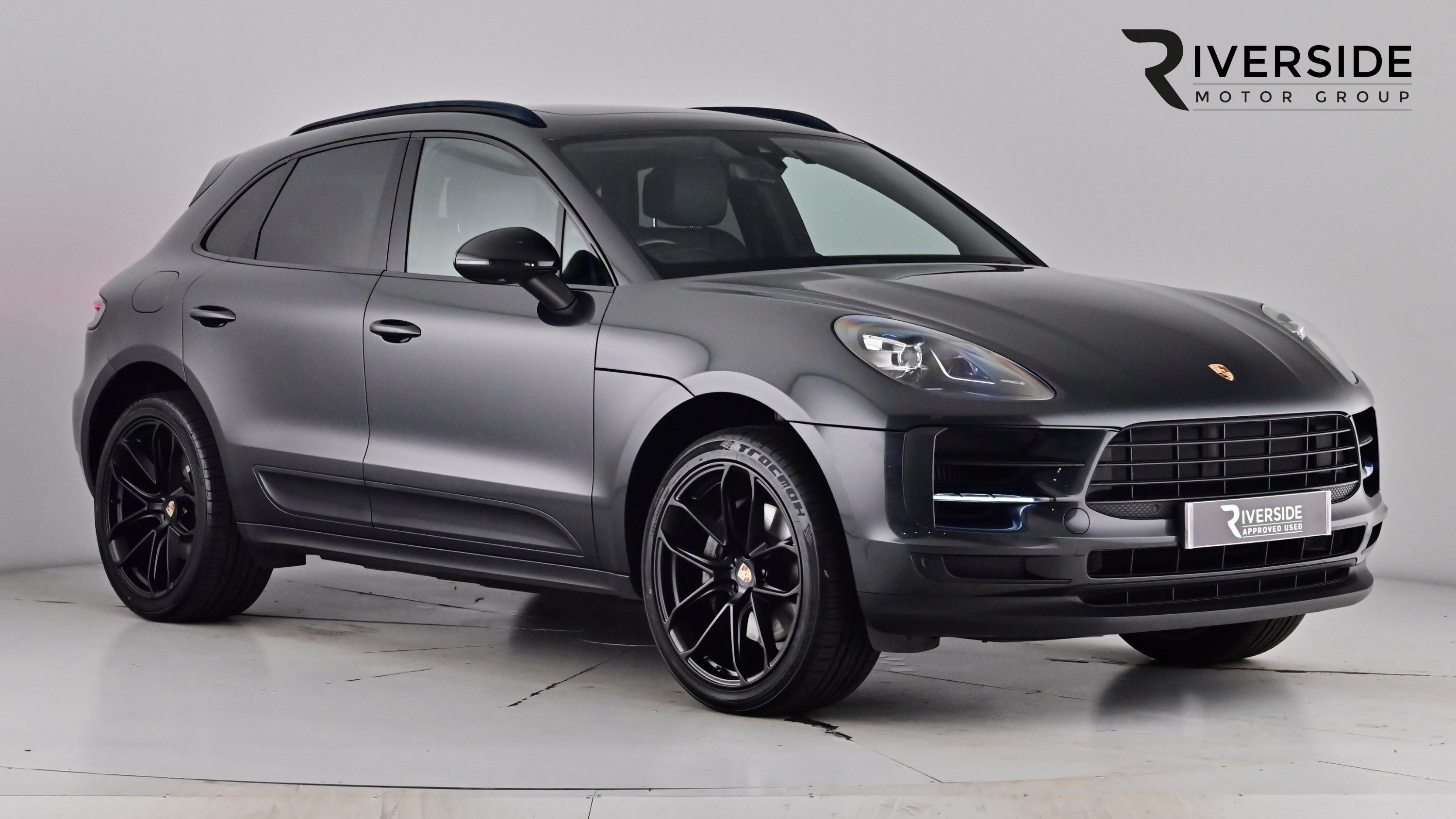 Main listing image - Porsche Macan