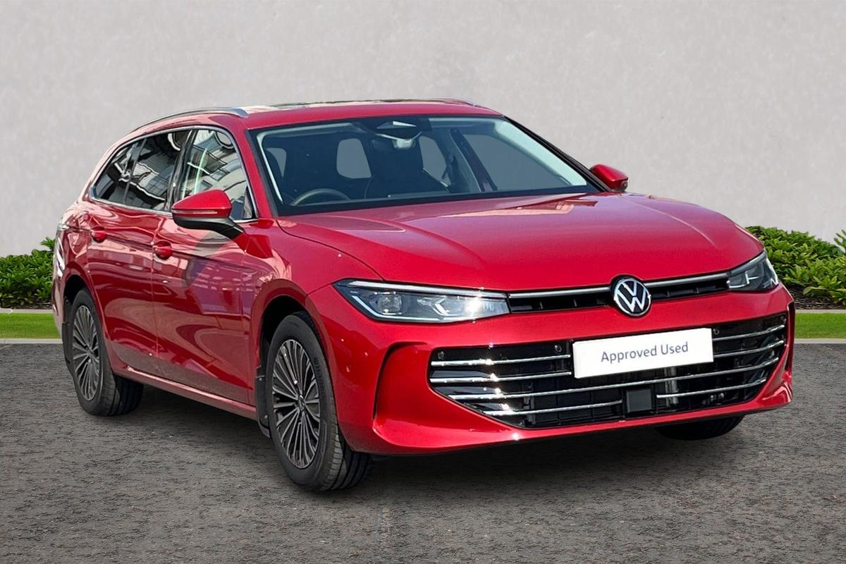 Main listing image - Volkswagen Passat Estate