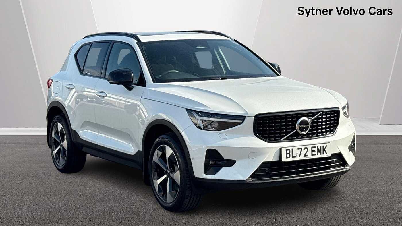 Main listing image - Volvo XC40