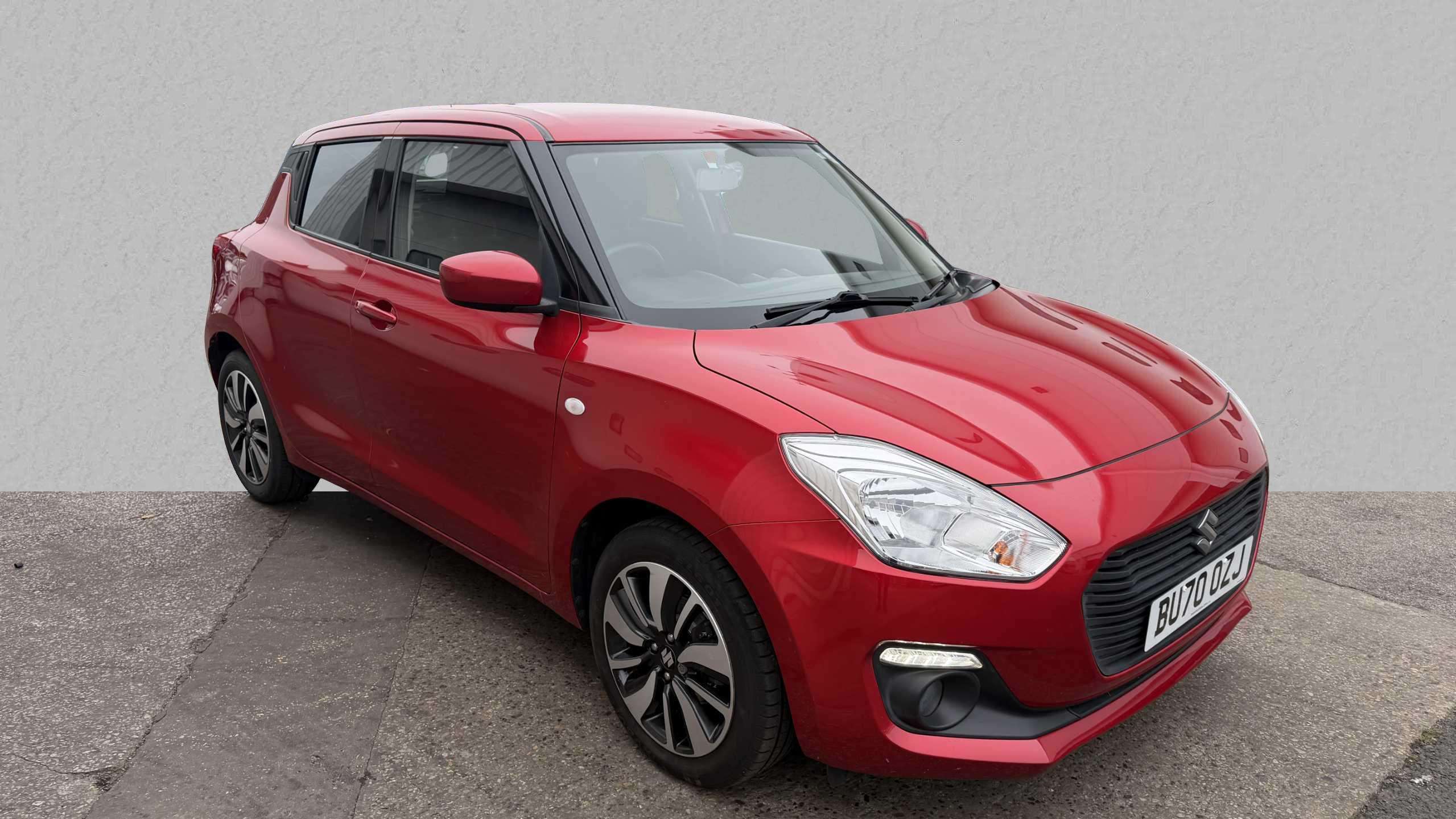 Main listing image - Suzuki Swift