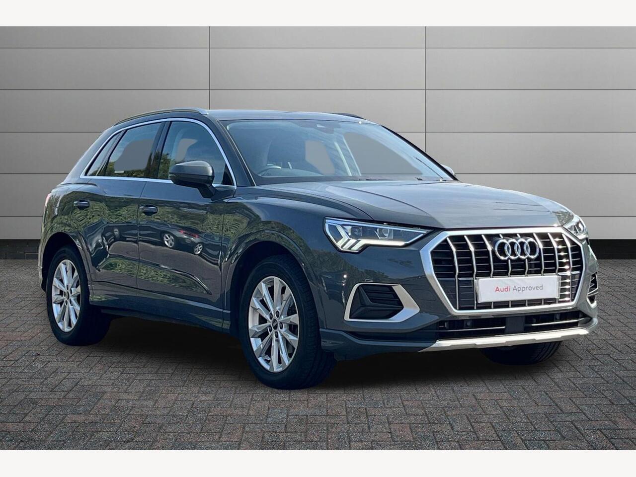 Main listing image - Audi Q3